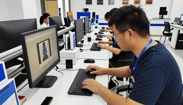 云服务迁移方案速览：科技服务智能办公系统重点整理